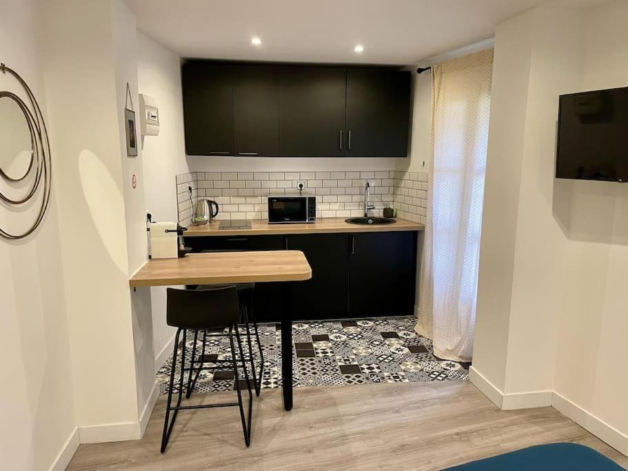Le Moulin 2 - Appartement Arenes Romaines- Beziers Gare - Wifi- Tv Connecte Kültér fotó